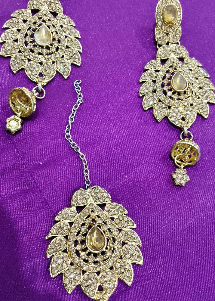 Gold Tone Indian Jewelry Set