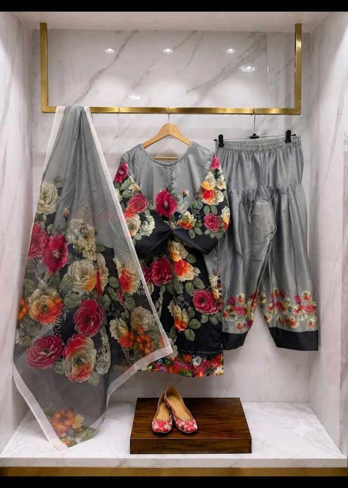 Floral Print Kurta Set with Dupatta