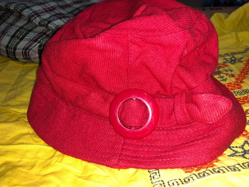 (H&amp;M) Chic Red Knit Beret Hat