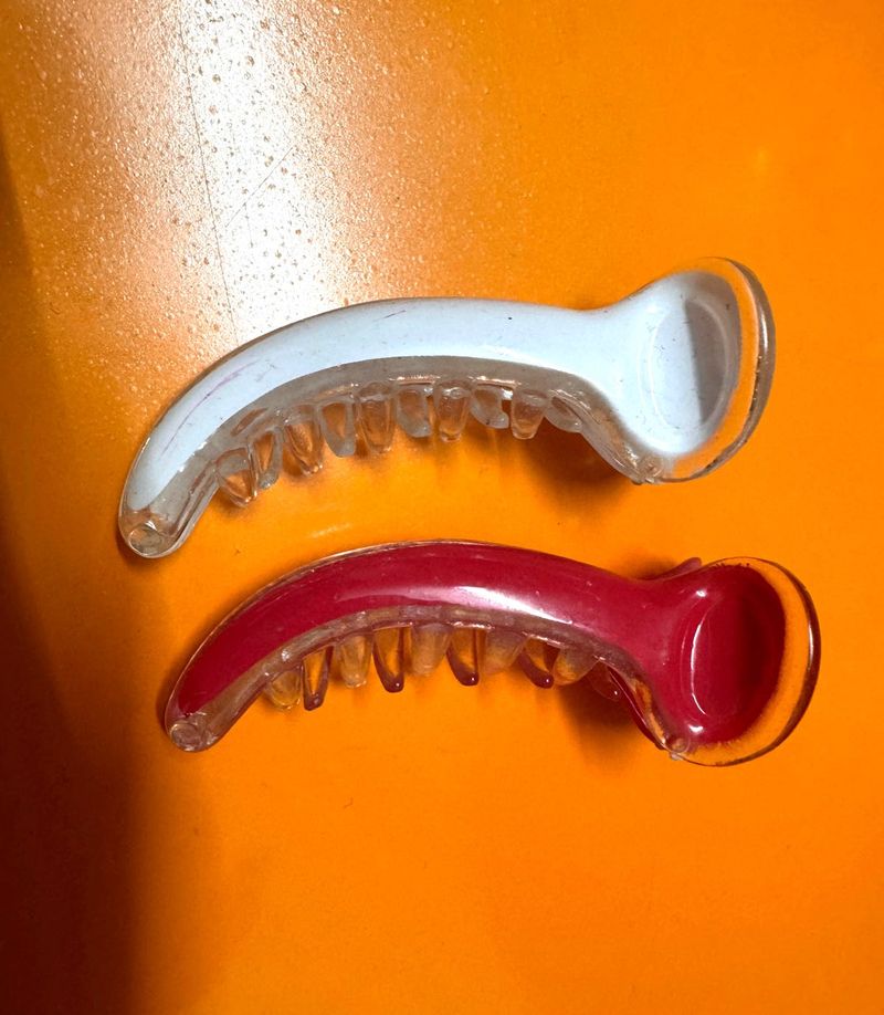 Banana Hair Clips (Set of 2)
