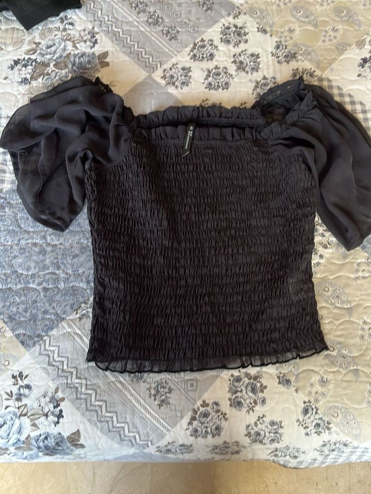 Black Smocked Puff Sleeve Top size S