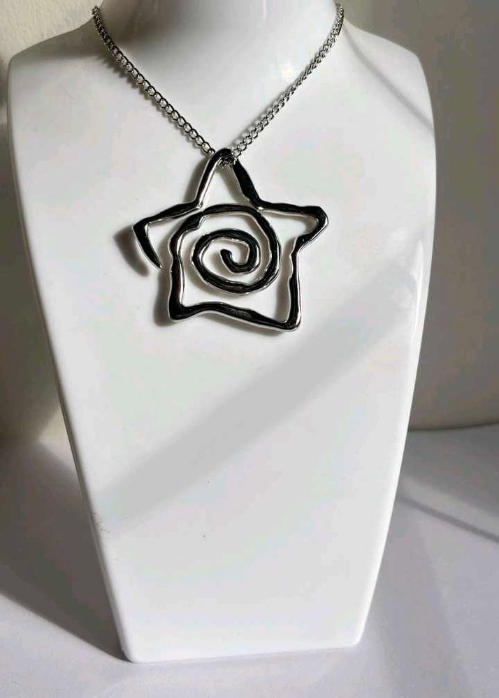 Y2K giants Star Pendant Necklace