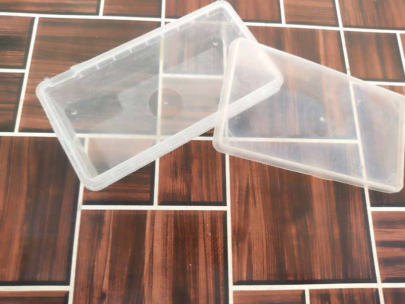 2 CONTAINERS