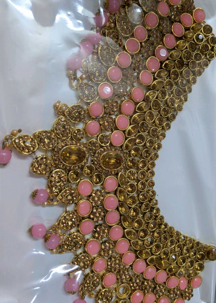 heavy necklace