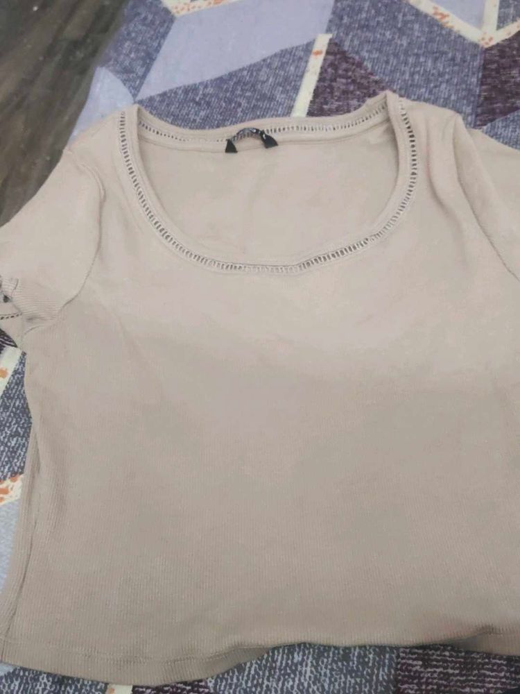 Basic Cream Round Neck Top