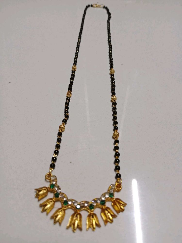 Elegant Gold Mangalsutra