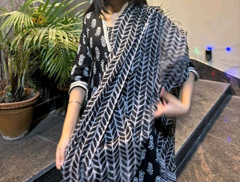 Black Embroidered Kurta Set