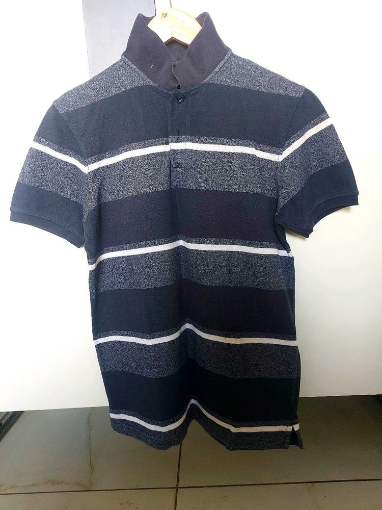 striped navy t shirt