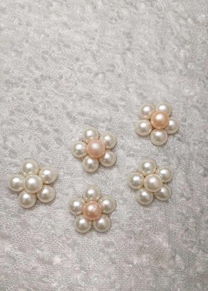 Set of 5 Pearl Flower Embellishments