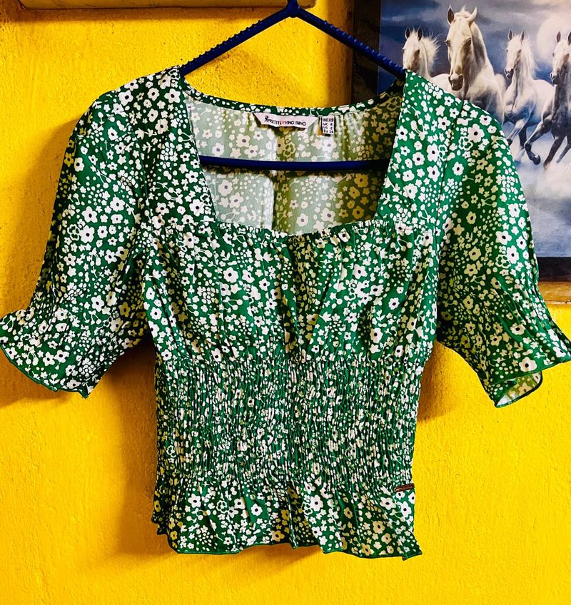 PUFF SLEEVE FLORAL PRINT CROP TOP