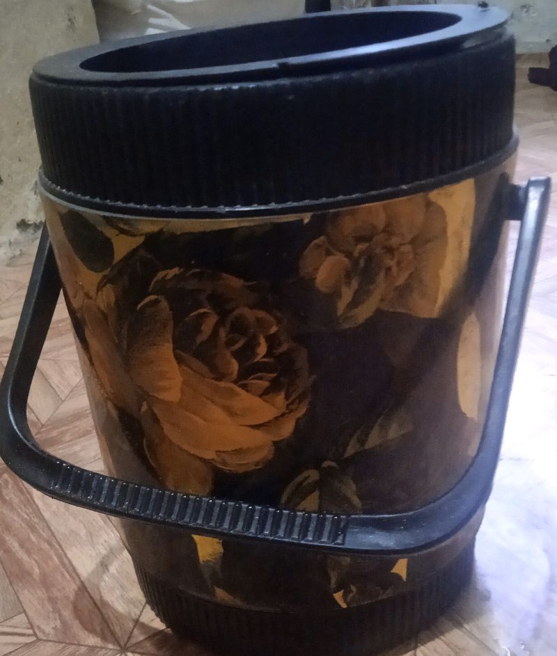 Tiffin Box