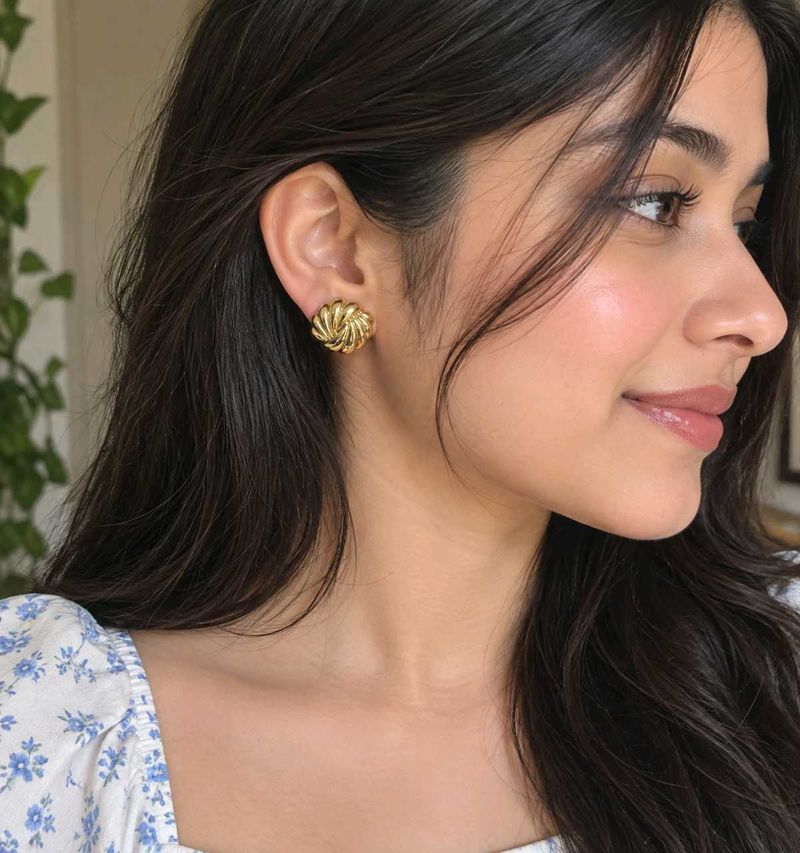 Gold Shell Earrings