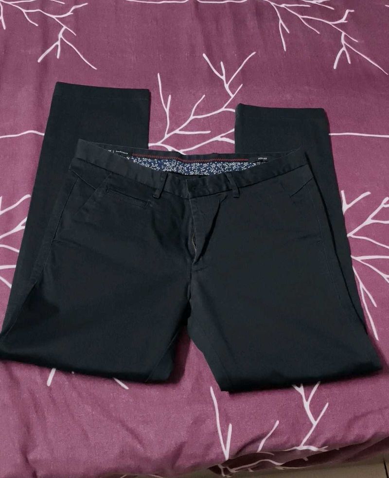 Van Heusen Men Classic Black Pop Fit Cotton Pants