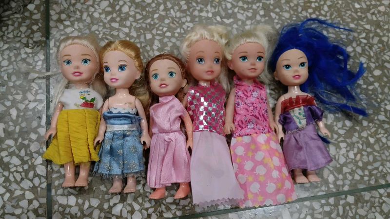 mini doll set used condition with flaws