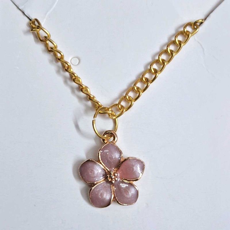 🌸 | Chic Flower Pendant Necklace
