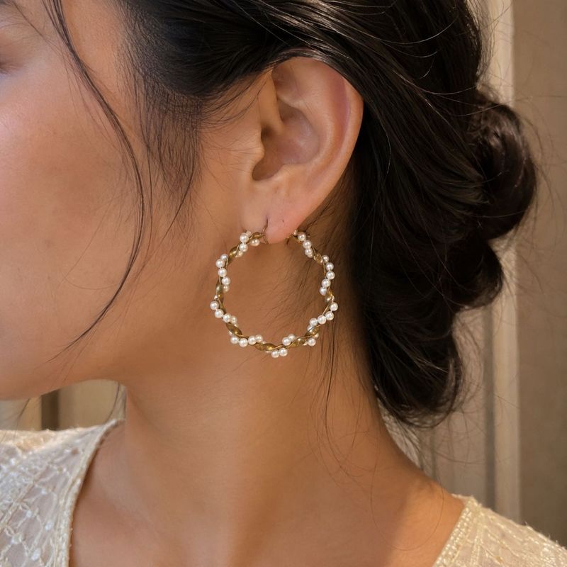 🪄Elegant Pearl Hoop Earrings🫠🤍