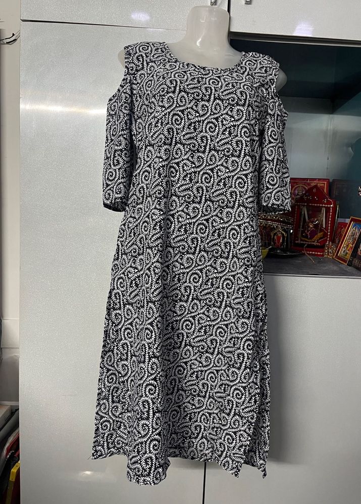 🔥SALE🔥off Shoulder Kurti