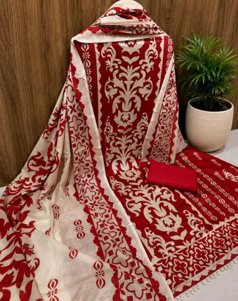 Elegant Red &amp; White Ethnic Kurta Set
