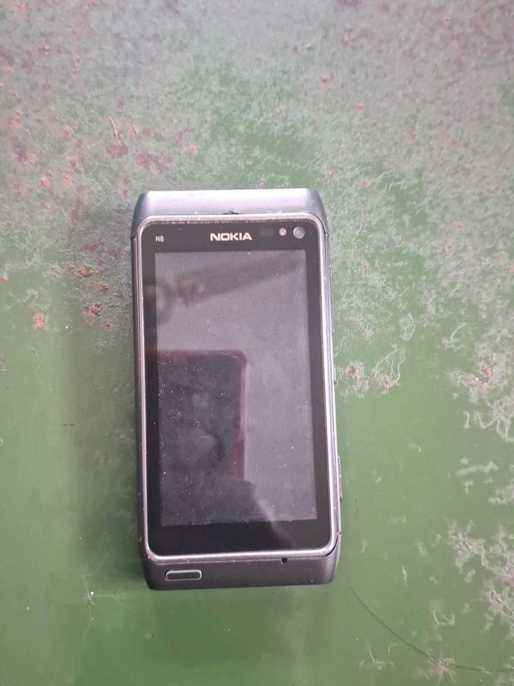 Nokia N8 Mobile Phone