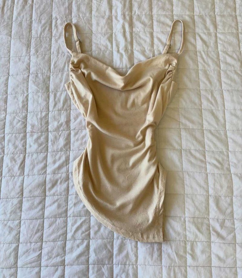 Assymetrical top