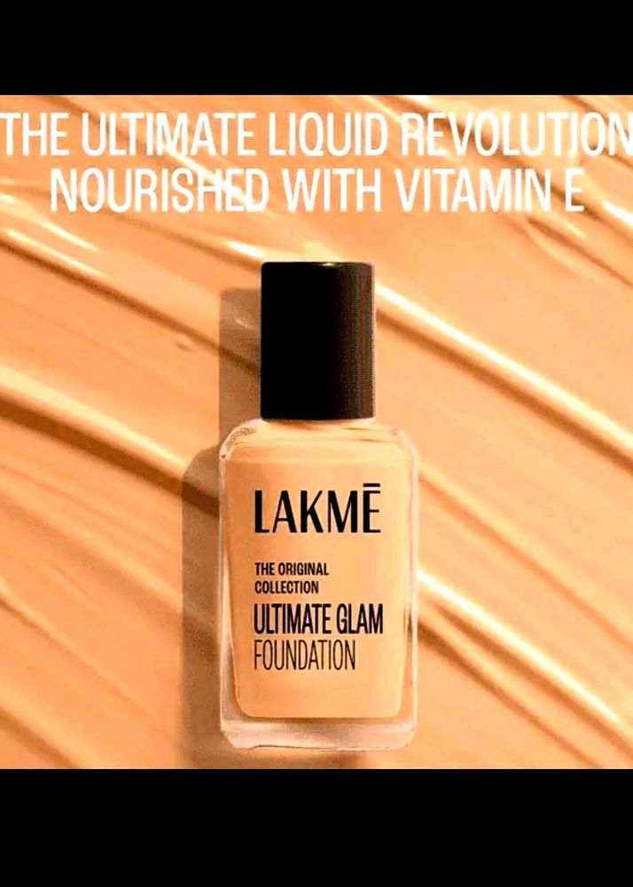 2 Two Lakme Ultimate Glam Foundation (Natural shel