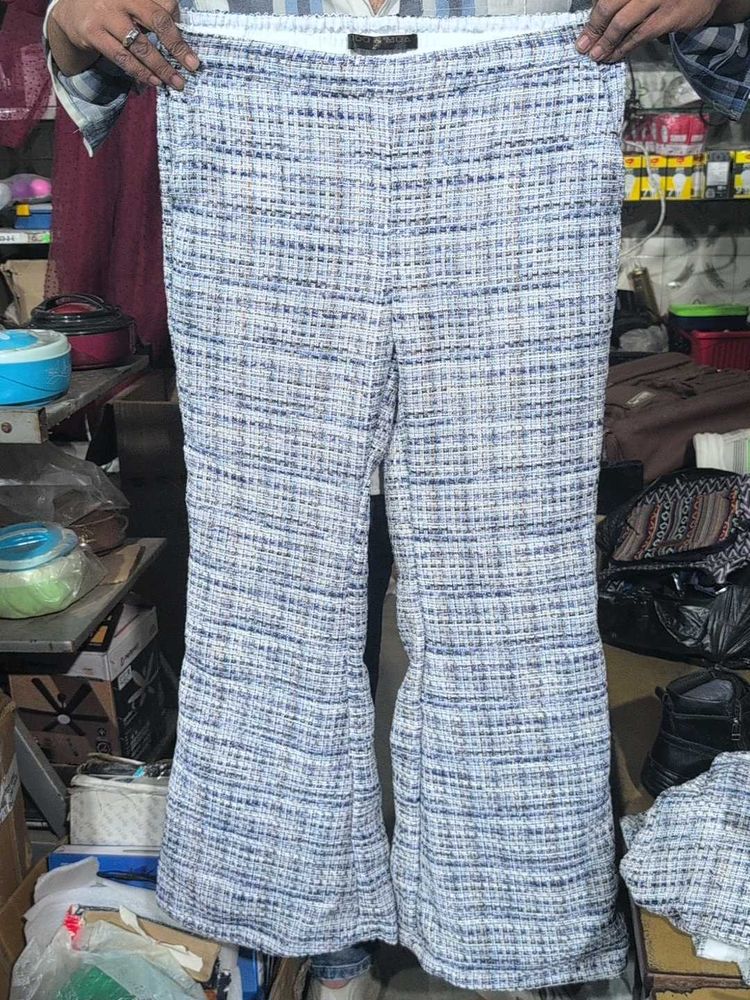 Dodo &amp; Moa size L Textured Wide Leg Pants