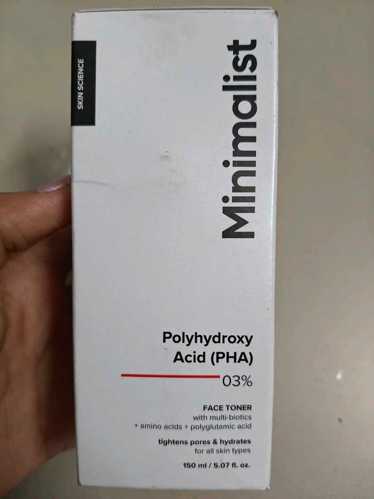 Minimalist Polyhydroxy Acid (PHA) Face Toner