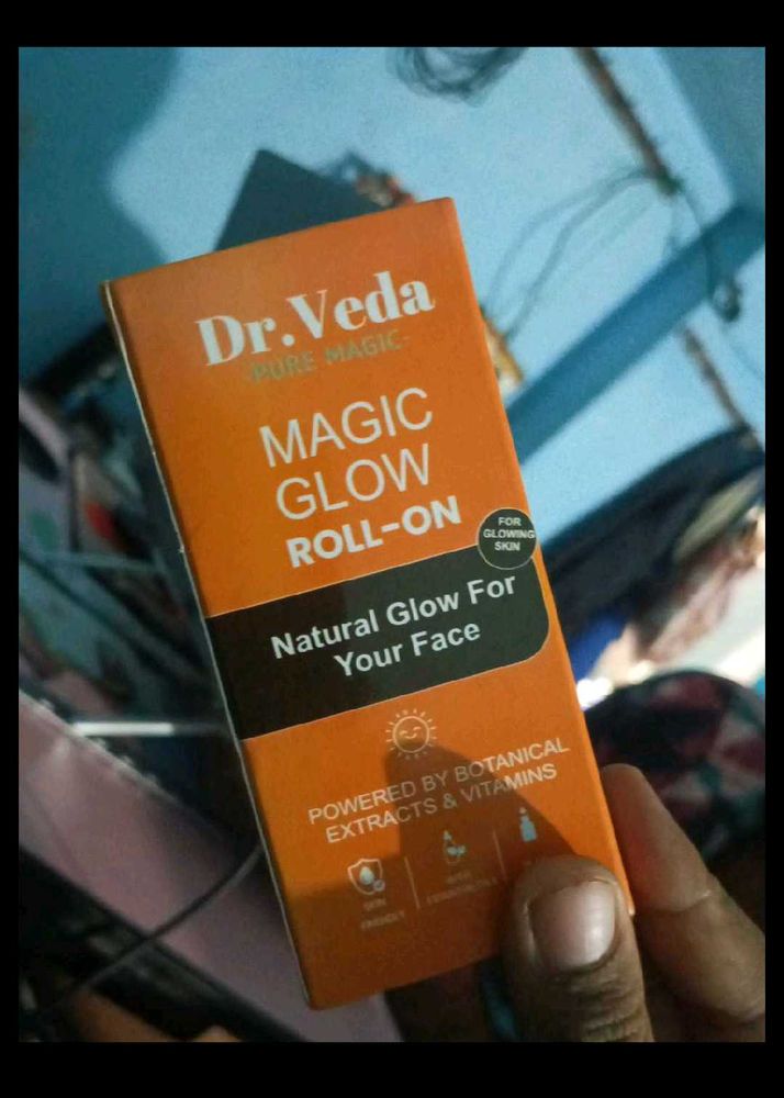 Dr. Veda Magic Glow Roll-On
