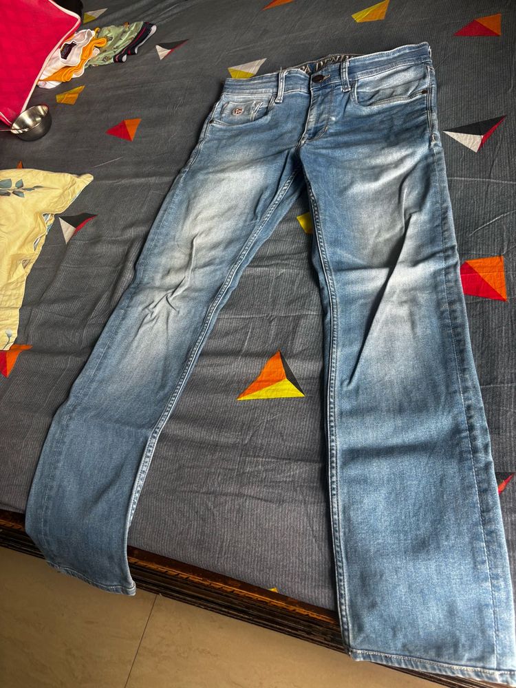 Light Wash Denim Jeans