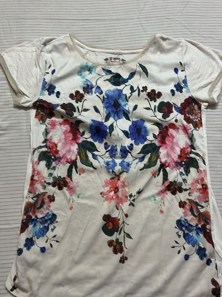 White Floral Print T-Shirt