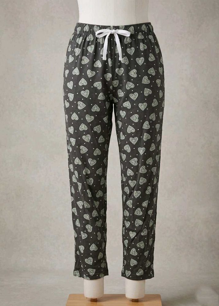 Cozy Heart Print Pajama Pants with pockets on both