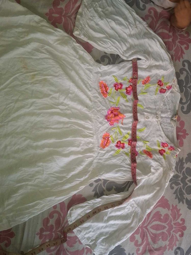 Embroidered White tops