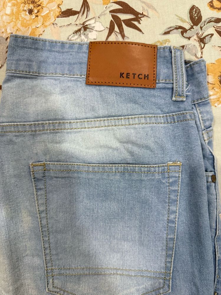 Ketch Light Wash Jeans