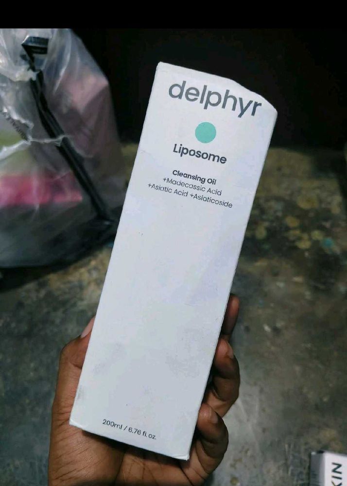 Delphyr Liposome Cleansing Oil