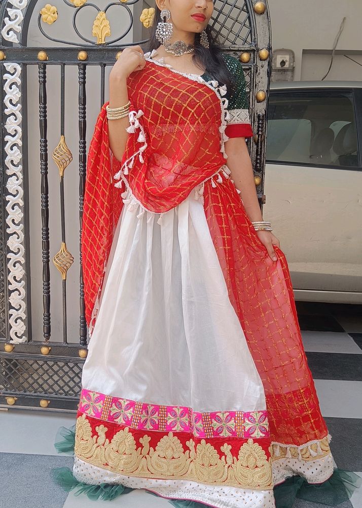 Lehenga Choli In Gujrati Style