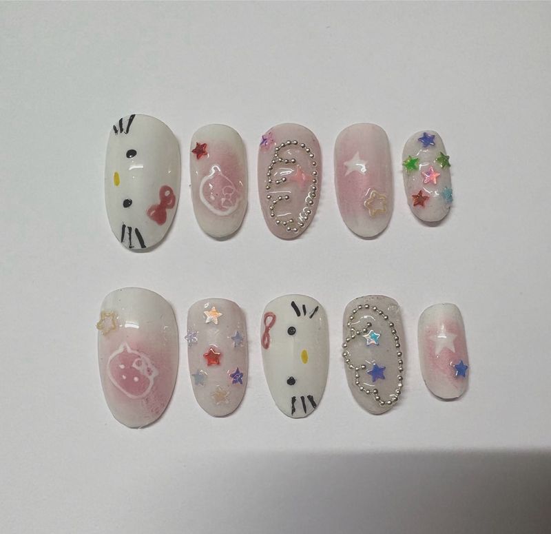 Cute Hello Kitty Press-On Nails