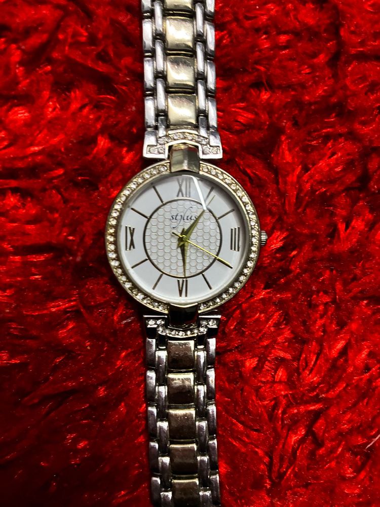 Elegant Two-Tone Watch with Crystal Accents