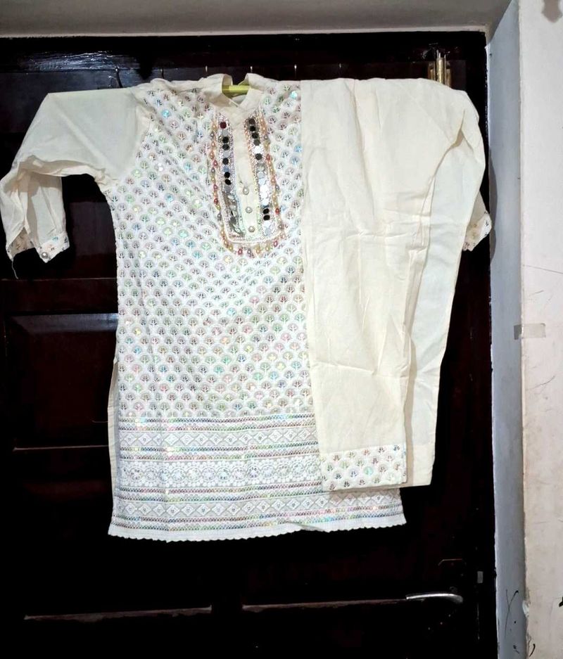 Embellished Chikankari Pearl C-ord Set