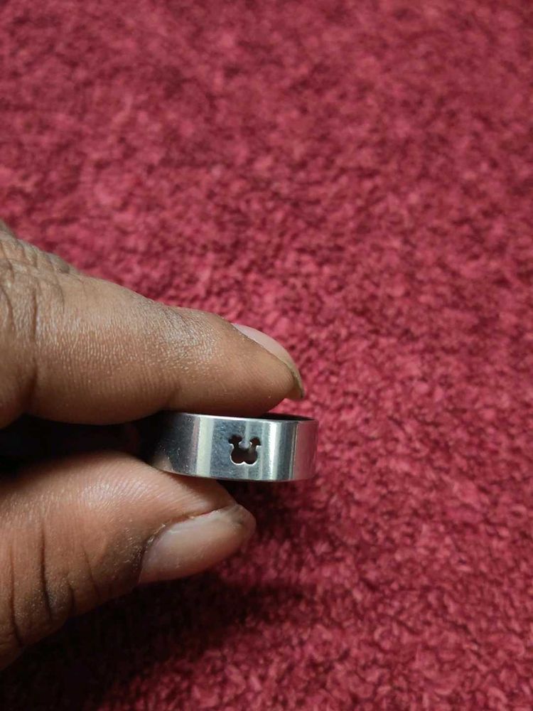 Stylish Crown Ring