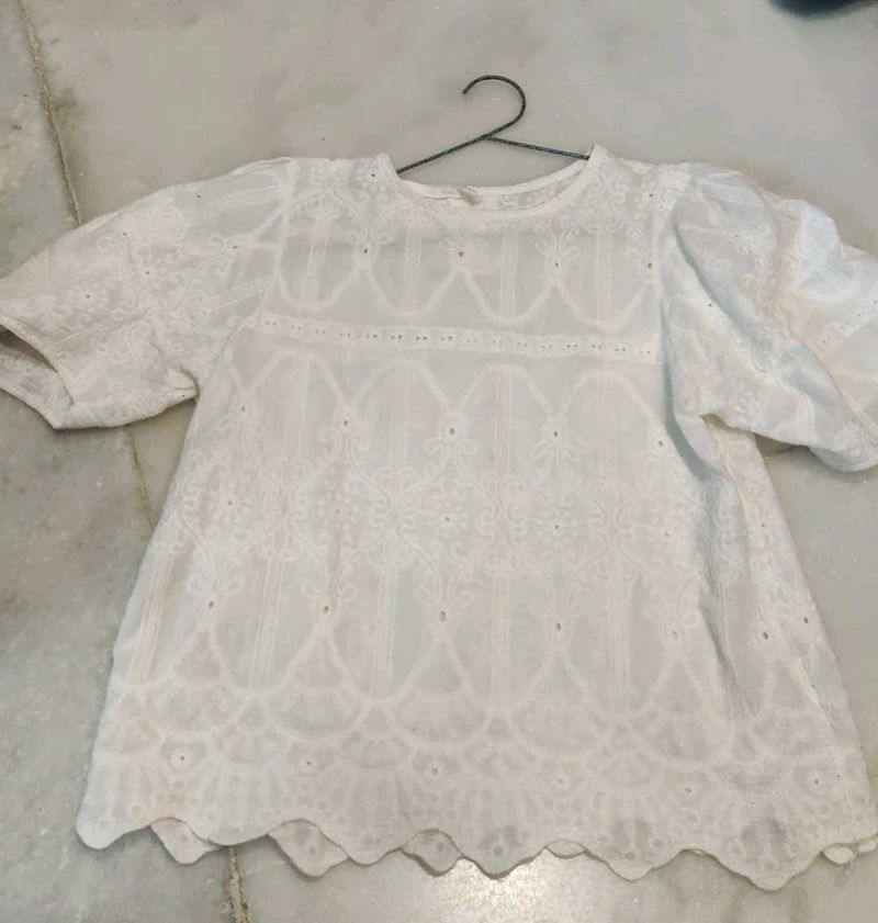 White Puff Sleeve top