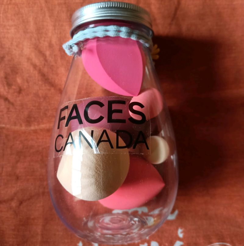 Faces Canada Beauty Blender