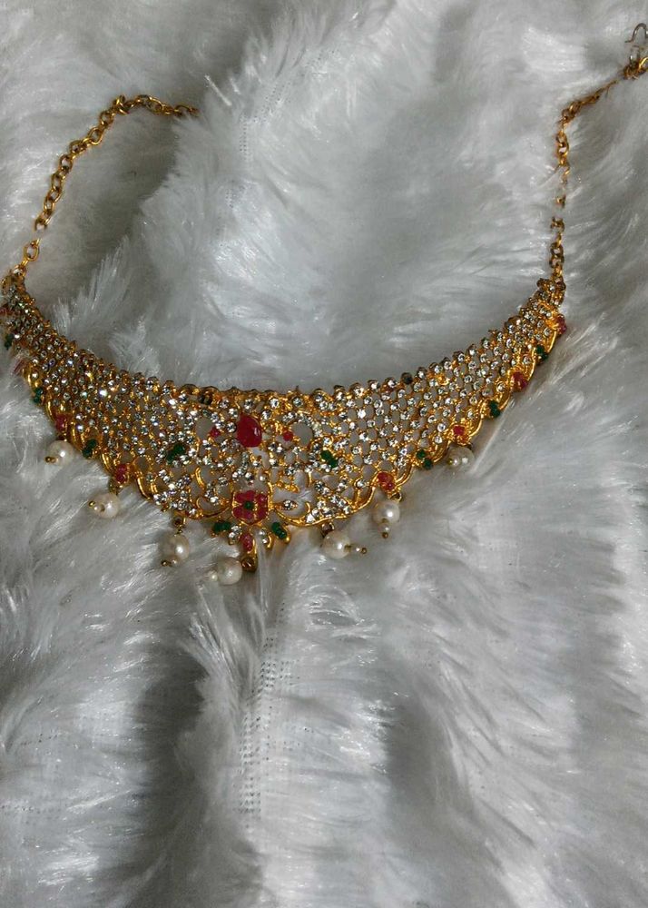 Exquisite Kundan Necklace Set