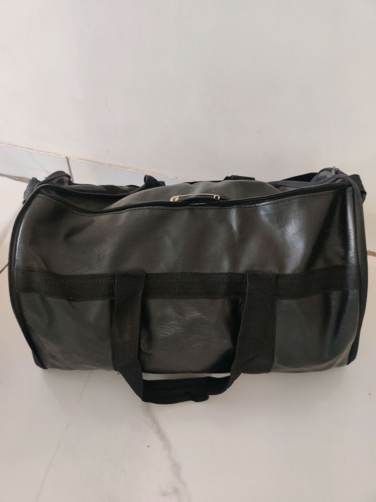 Duffle BAG 🛍️
