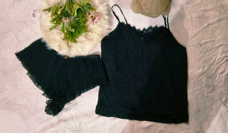 Lace Trim Cami &amp; Ruffled Shorts Set