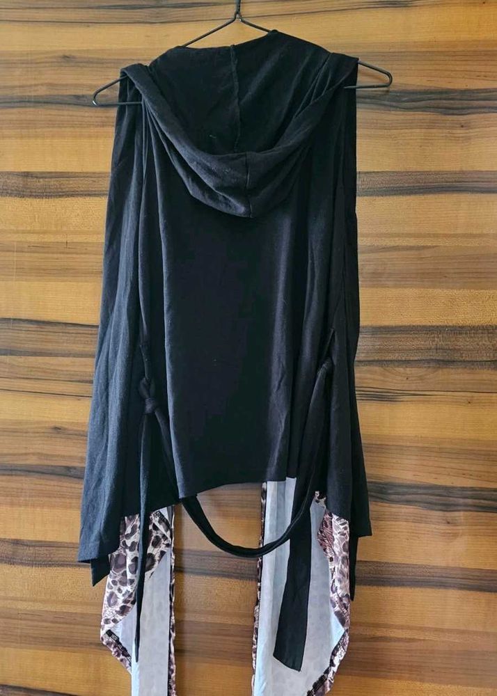 Sleeveless Black Hooded Kimono