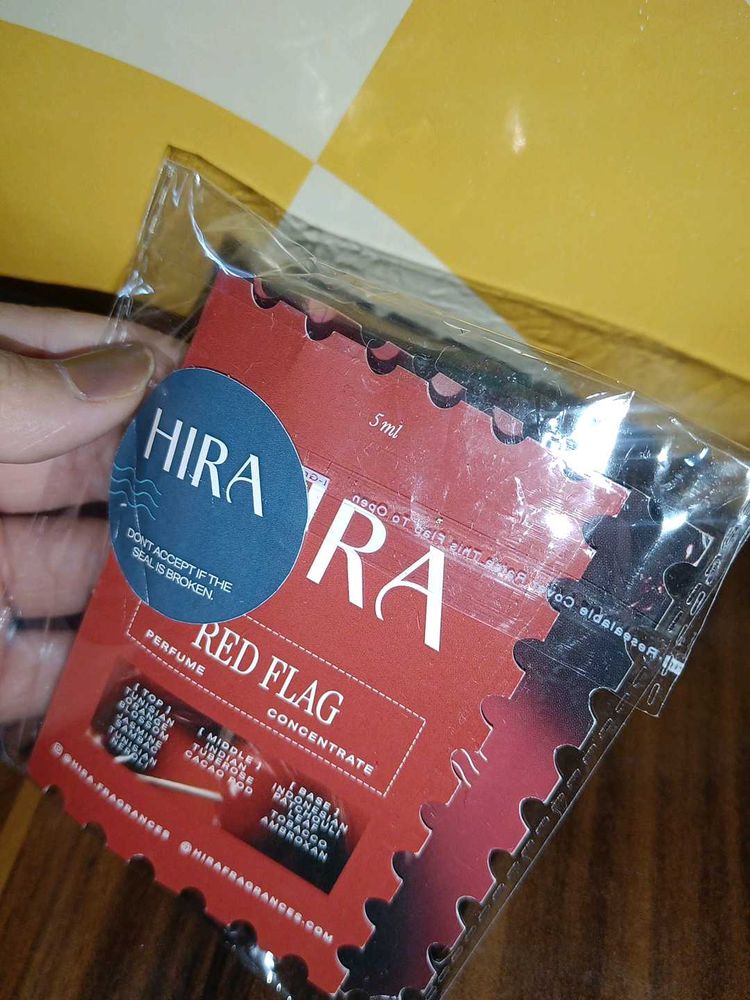 Hira Red Flag Perfume Concentrate Sample