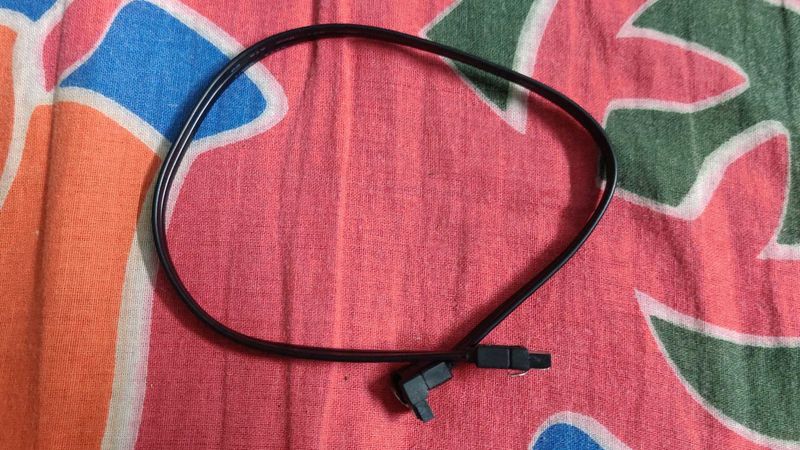 Angled USB Charging Cable
