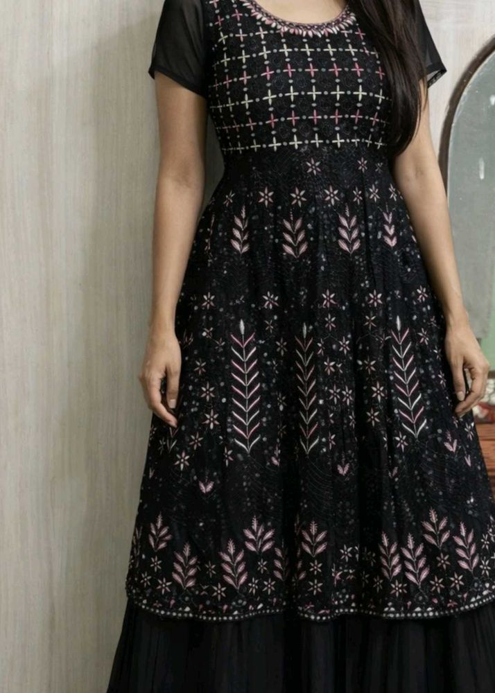 Elegant Black    short Gown gharara pant like new