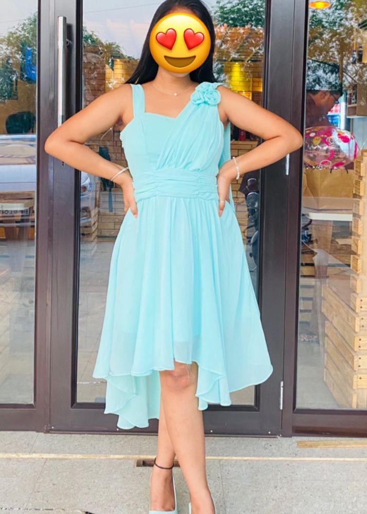 Barbie Dress 👗, High and low pattern padded and beautiful