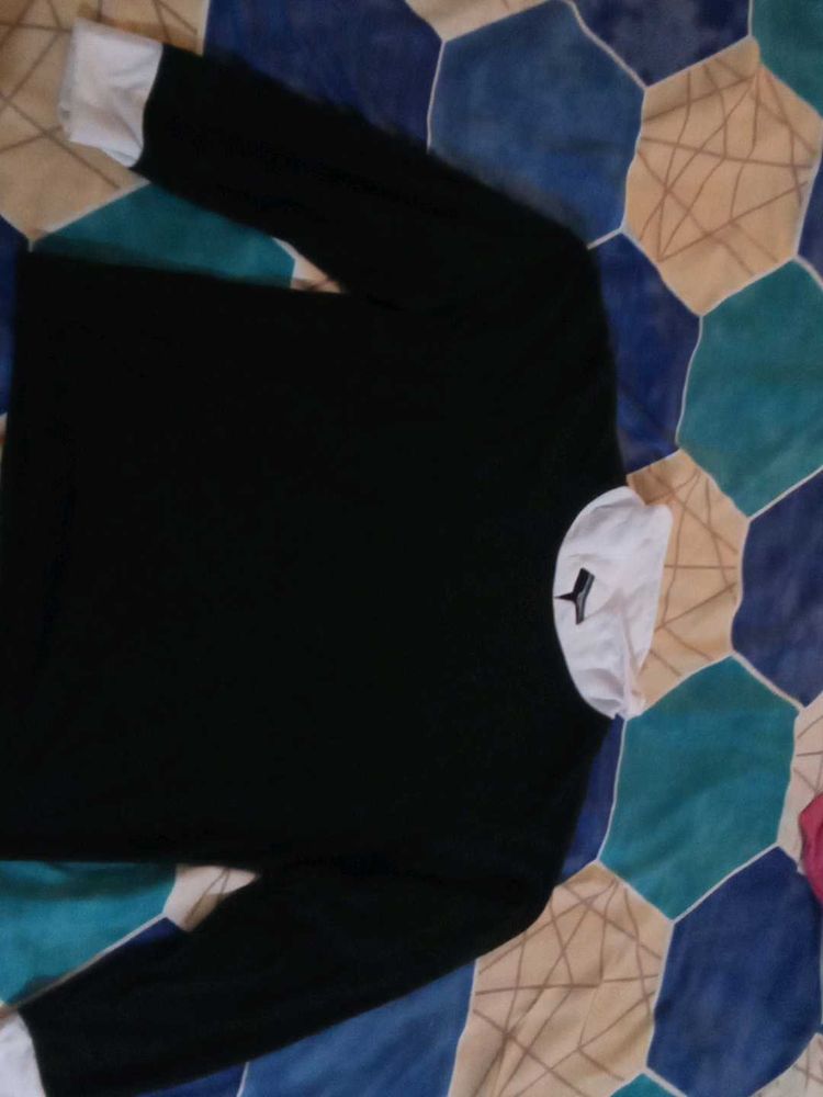 Women's Black &amp; White Sweater
